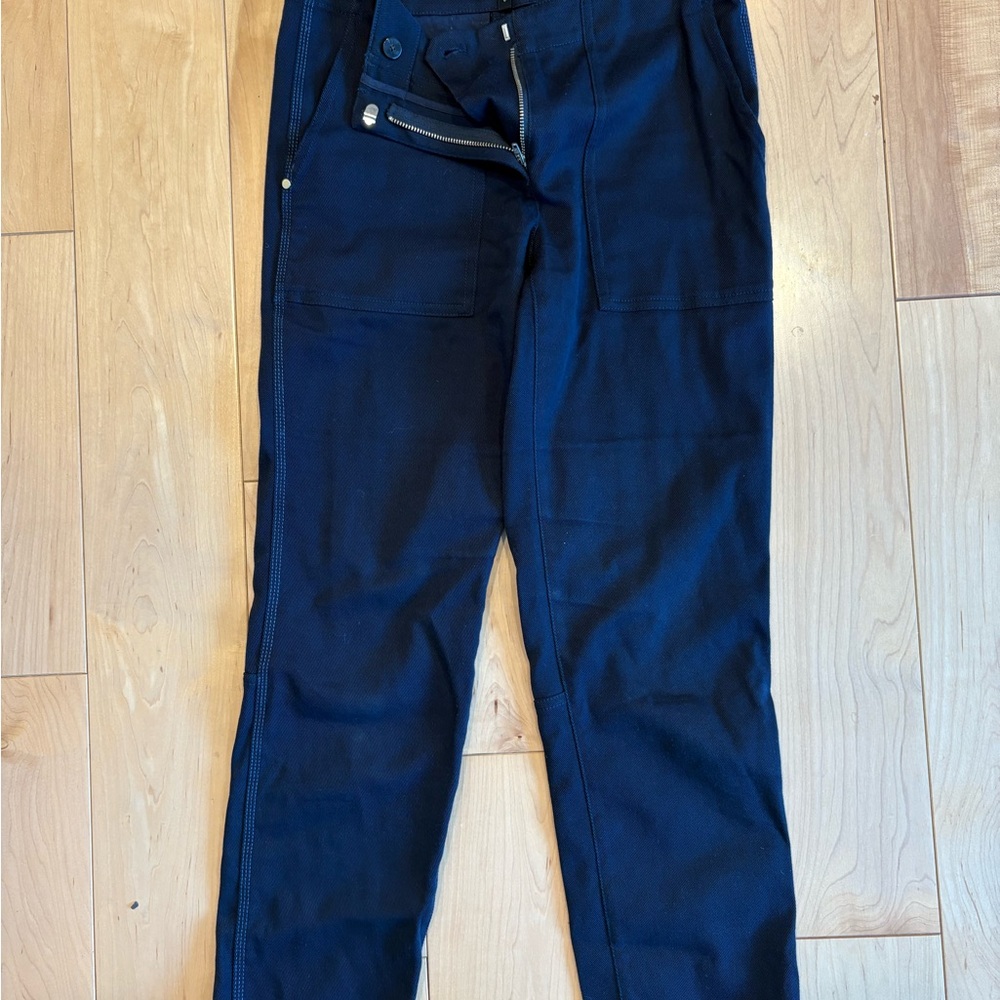 Theory Women’s Navy Capri Pants